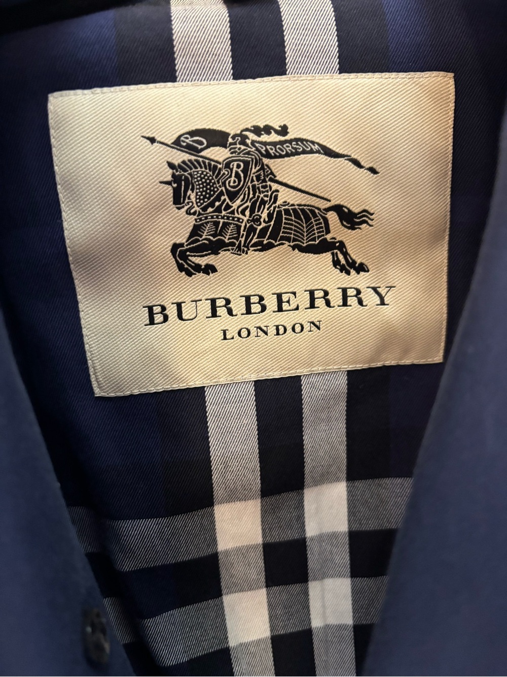 Woman’s Navy Blue Burberry Trench Coat - Picture 4 of 4